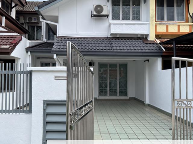 House for sale in Petaling, Subang Jaya