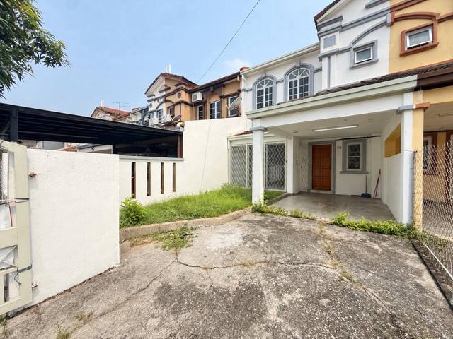 Terraced House for sale in Majlis Bandaraya Subang Jaya, Petaling