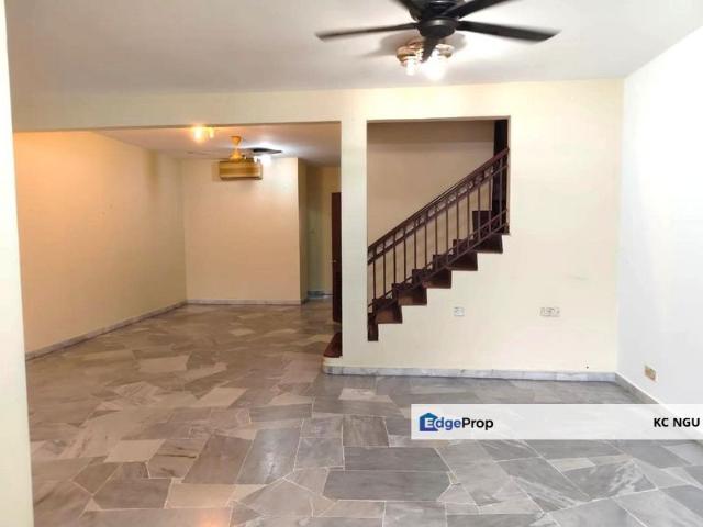 House for sale in Petaling, Subang Jaya
