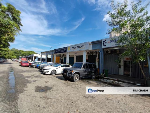 Warehouse for sale in Petaling, Subang Jaya