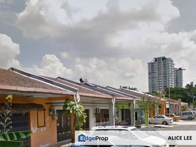 Shop for rent in Petaling, Subang Jaya