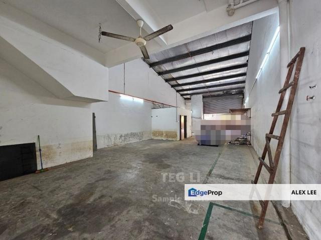 Warehouse for sale in Petaling, Subang Jaya