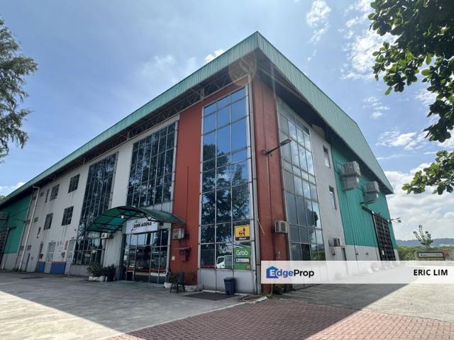 Warehouse for rent in Majlis Bandaraya Subang Jaya, Petaling