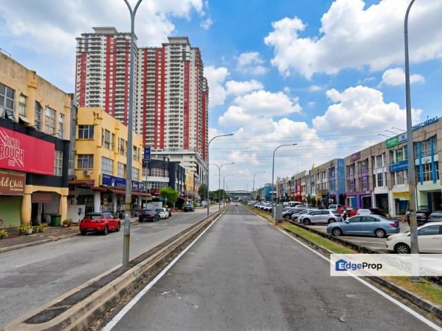 Shop for rent in Petaling, Subang Jaya