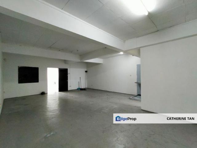 Shop for rent in Petaling, Subang Jaya