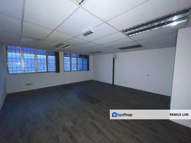 Shop for rent in Petaling, Subang Jaya