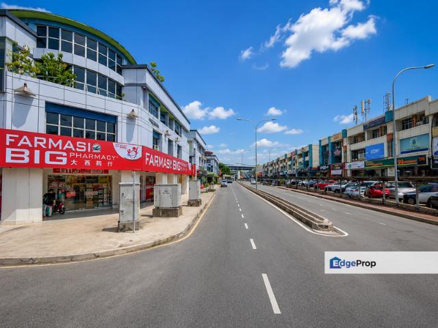 Shop for sale in Petaling, Subang Jaya