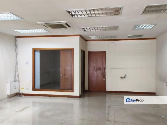 Shop for sale in Petaling, Subang Jaya
