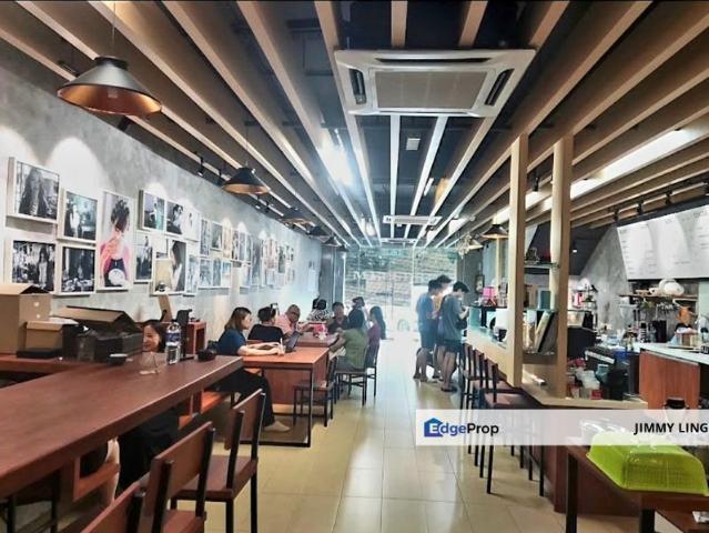 Shop for rent in Petaling, Subang Jaya