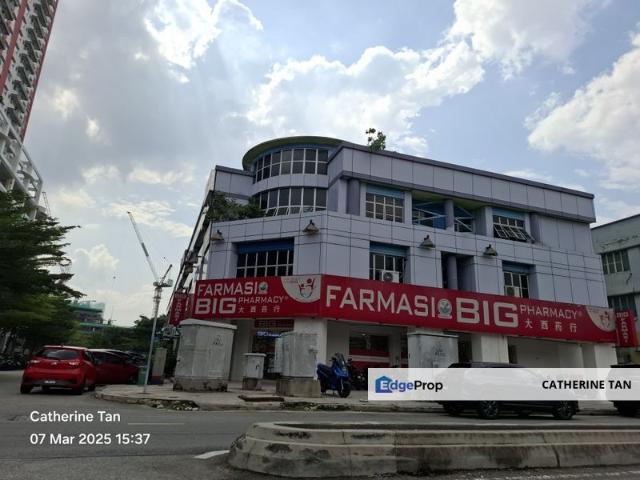Shop for sale in Petaling, Subang Jaya