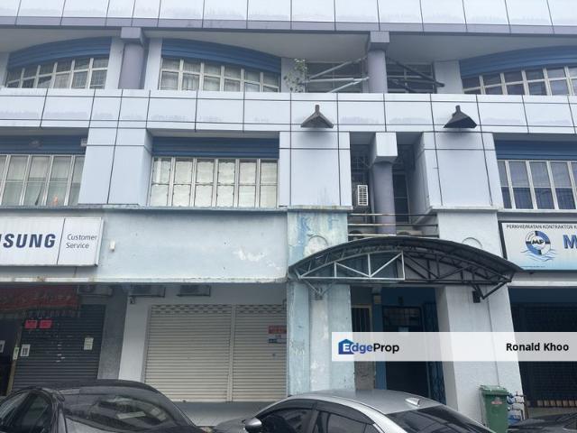 Shop for sale in Petaling, Subang Jaya