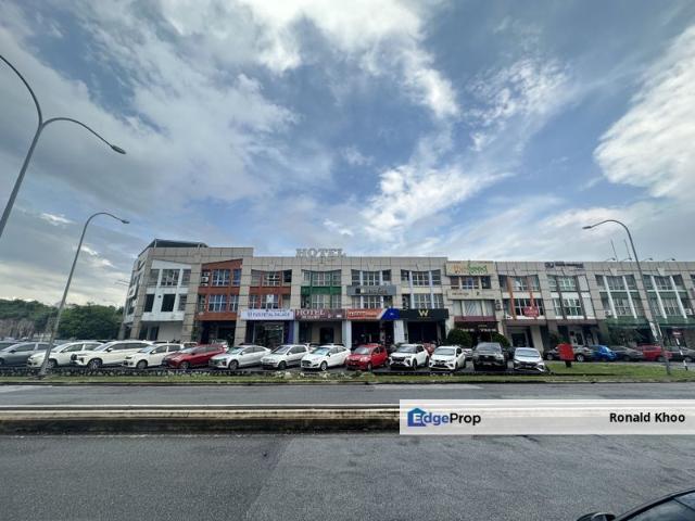 Shop for sale in Petaling, Subang Jaya