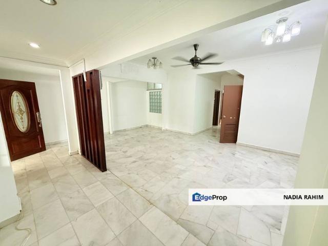 House for sale in Petaling, Subang Jaya