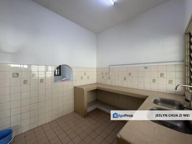 House for sale in Petaling, Subang Jaya
