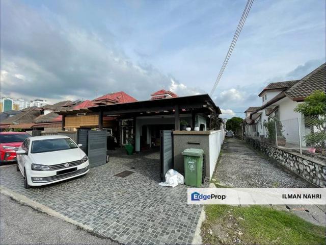 House for sale in Petaling, Subang Jaya