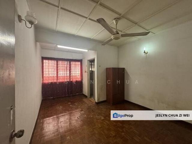 House for sale in Petaling, Subang Jaya