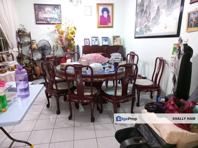 House for sale in Petaling, Subang Jaya