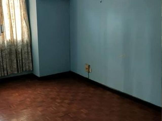 House for sale in Petaling, Subang Jaya