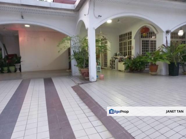 House for sale in Petaling, Subang Jaya