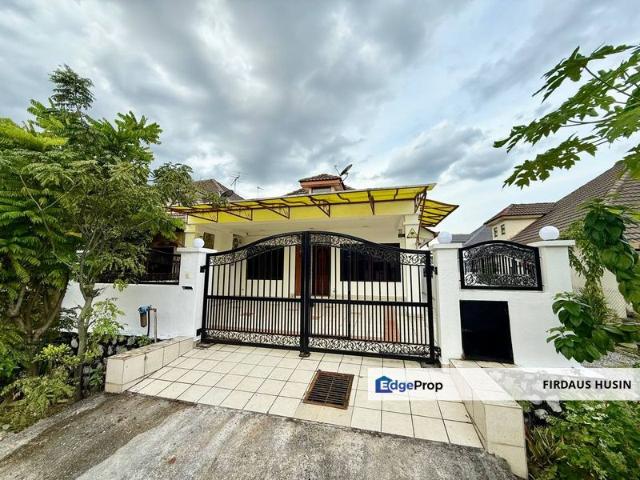 House for sale in Petaling, Subang Jaya