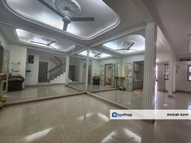 House for sale in Petaling, Subang Jaya