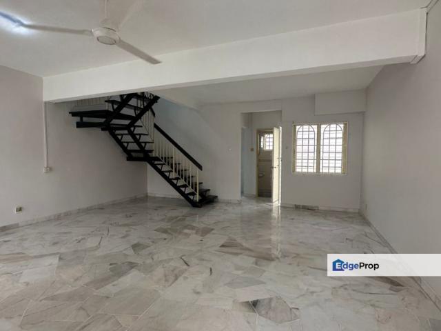 House for sale in Petaling, Subang Jaya