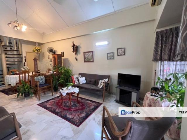 House for sale in Petaling, Subang Jaya