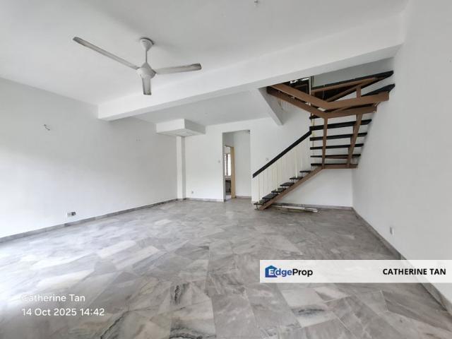 House for sale in Petaling, Subang Jaya