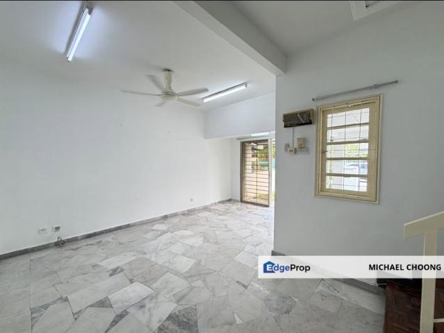 House for sale in USJ 3, Majlis Bandaraya Subang Jaya