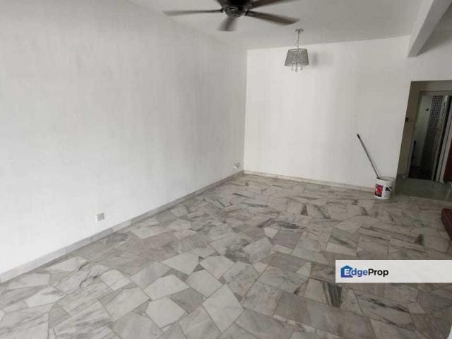 House for sale in Petaling, Subang Jaya