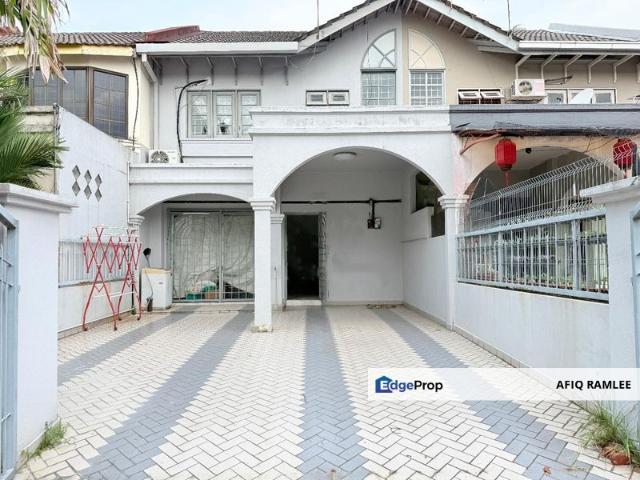 House for sale in Petaling, Subang Jaya