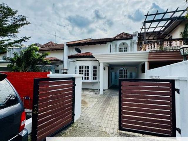 House for sale in Petaling, Subang Jaya