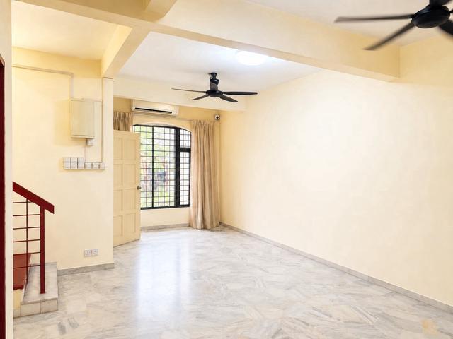 Terraced House for sale in Petaling, Subang Jaya