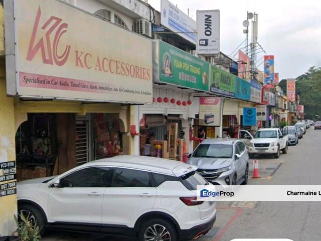 Shop for rent in Petaling, Subang Jaya