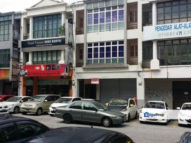 Shop for sale in Petaling, Subang Jaya