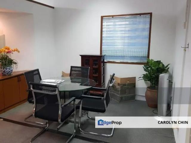 Shop for sale in Petaling, Subang Jaya