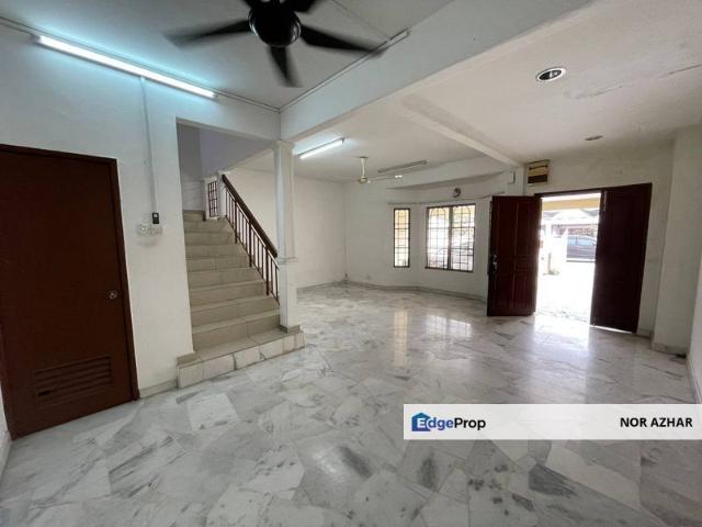 House for sale in Petaling, Subang Jaya