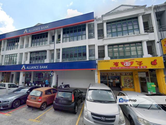Shop for sale in Petaling, Subang Jaya