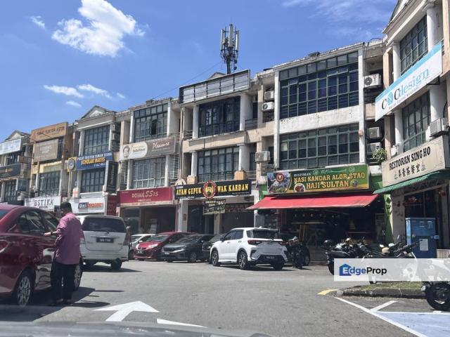 Shop for sale in Petaling, Subang Jaya