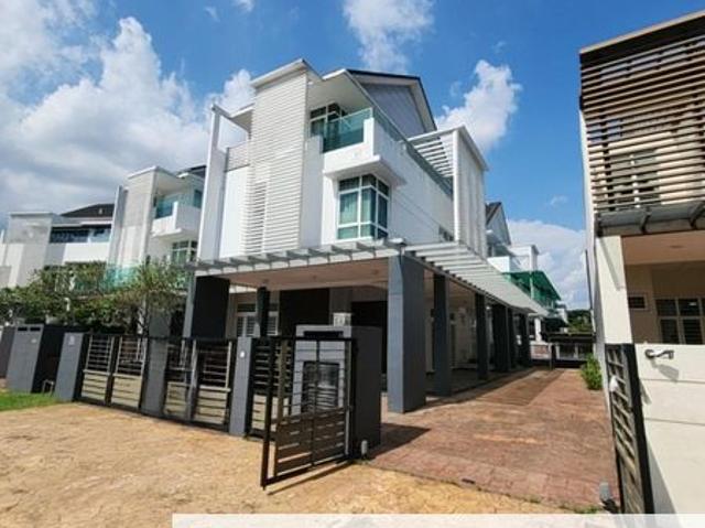 House for sale in Petaling, Subang Jaya