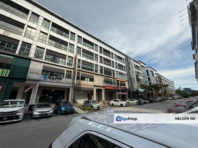Shop for rent in Petaling, Subang Jaya