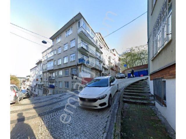 Valide-i Atik Mahallesi, Üsküdar içerisinde kiralık mülk