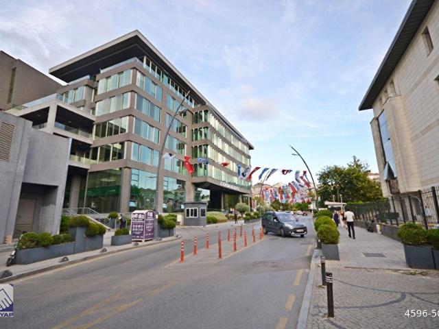 Üsküdar, İstanbul içerisinde satılık Plaza