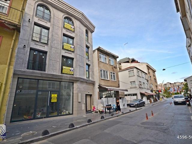 Üsküdar, İstanbul içerisinde satılık Bina