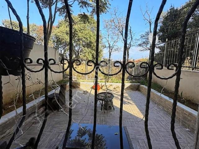 Üsküdar, İstanbul içerisinde satılık Villa