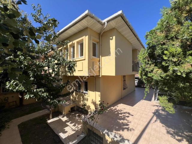Üsküdar, İstanbul içerisinde kiralık Villa
