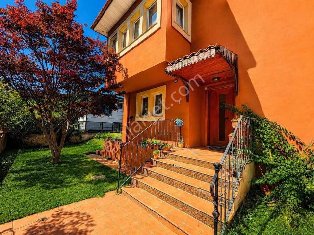 Üsküdar, İstanbul içerisinde satılık Villa