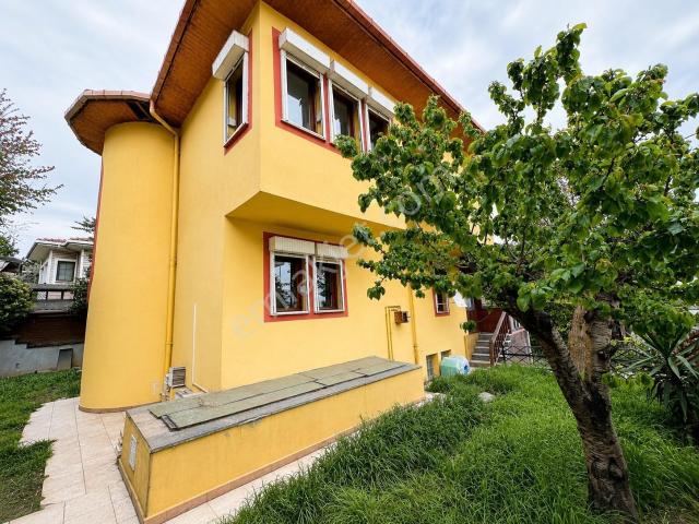 Üsküdar, İstanbul içerisinde satılık Villa