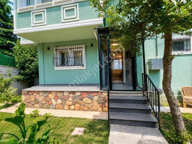 Üsküdar, İstanbul içerisinde satılık Villa