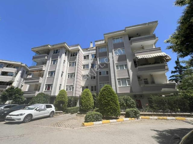 Üsküdar, İstanbul içerisinde satılık mülk